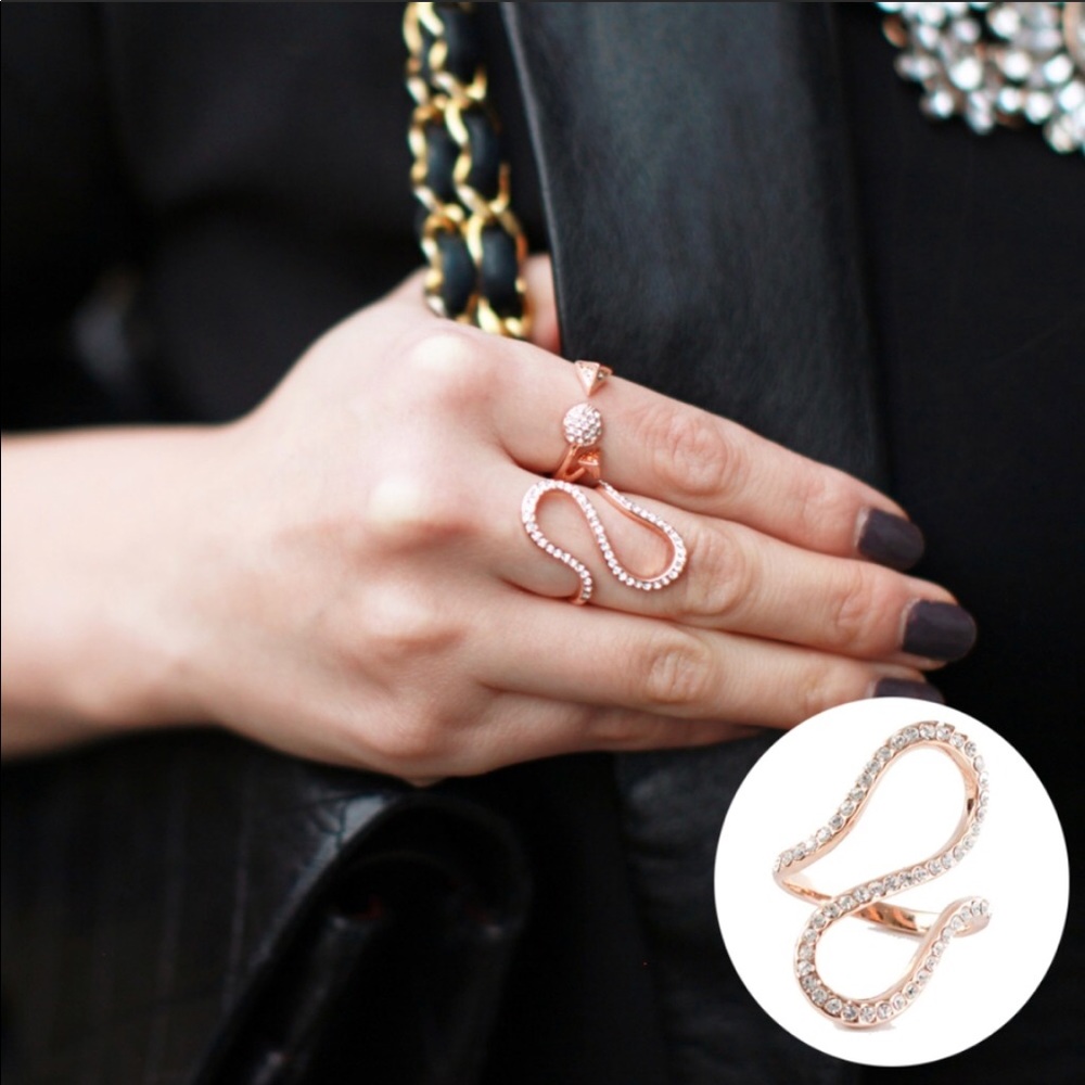 Rose Swirl Pave Ring